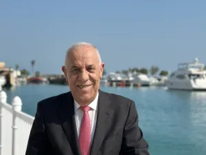 فايز الدويري 