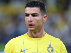 رونالدو يقود النصر لانتصار كاسح على أبها (Photo by Fayez NURELDINE / AFP)