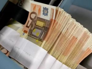 سعر صرف اليورو مقابل الليرة السورية