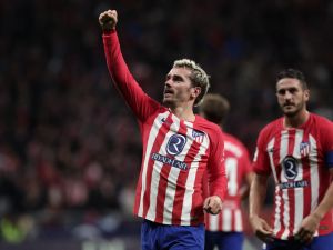 غريزمان يقود أتلتيكو مدريد اليوم (Photo by Thomas COEX / AFP)