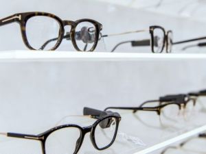 محلات نظارات في ابوظبي