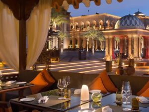 مطاعم قصر الامارات أبوظبي