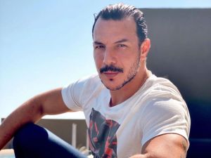 باسل خياط