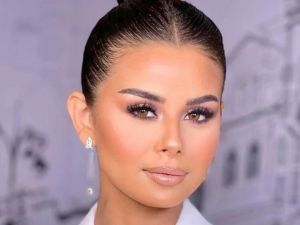 منة عرفة