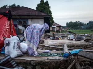 Indonesia landslide leaves dozens killed