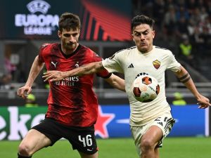 تشكيلات الفرق: نادي روما - نادي إي سي ميلان في الدوري الأوروبي 2023-24