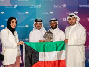 صاحبة السمو الشيخة موزا بنت ناصر تُكرّم الفائزين بجوائز "أخلاقنا" صاحبة السمو الشيخة موزا بنت ناصر تُكرّم الفائزين بجوائز "أخلاقنا"