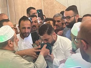 Photo of the hair attributed to Prophet Muhammad by the Iraqi mosque