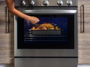 LG Electronics’ 76-liter InstaView oven with Steam and Sous-Vide is helping revolutionize the cooking experience for customers across the region