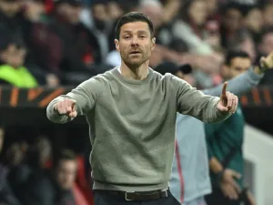 Bayer Leverkusen's Spanish head coach Xabi Alonso reacts during the UEFA Europa League quarter-final first leg football match between Bayer 04 Leverkusen and West Ham United FC in Leverkusen, western Germany on April 11, 2024. (Photo by INA FASSBENDER / AFP)