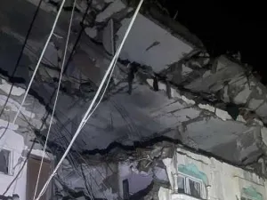 استهداف منزل بحي الزهور في رفح - (وفا)