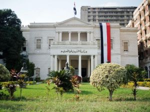 "التعليم" تمنع دخول طلاب الثانوية العامة بهذه الأجهزة..!