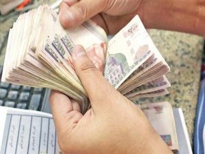 الحكومة المصرية تعلن موعد صرف الرواتب قبل عيد الأضحى