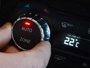 تحذيرات عاجلة من الأطباء بشأن الهواء داخل السيارات 