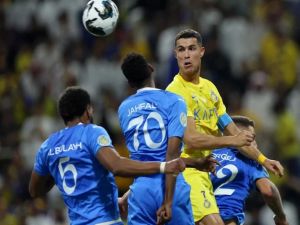 تشكيل الهلال والنصر في "ديربي الرياض" يخلو من الكثير