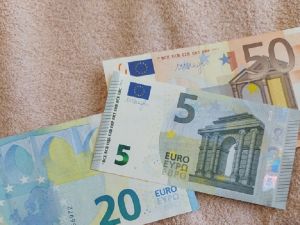 سعر صرف اليورو مقابل الليرة السورية