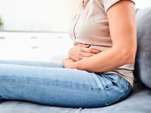 علامات تكيس المبايض للعزباء وأهم أسبابه وأعراضه