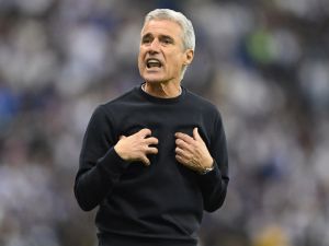 كاسترو يتحمل فشل لابورت