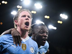 مانشستر سيتي مطالب بتحقيق الفوز على ولفرهامبتون اليوم (Photo by Paul ELLIS / AFP)