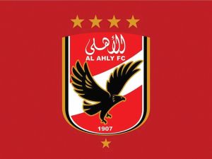 مدافع الأهلي التاريخي