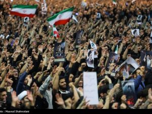 حاخامات يهودية في جنازة إبراهيم رئيسي بطهران 