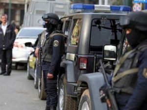 عناصر من أجهزة الشرطة المصرية