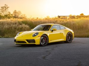 911