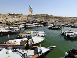 India and Iran ink a 10 year deal at $370M to develop Chabahar port project