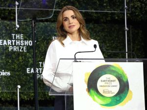 (Photo by Monica Schipper / GETTY IMAGES NORTH AMERICA / Getty Images via AFP) Queen Rania