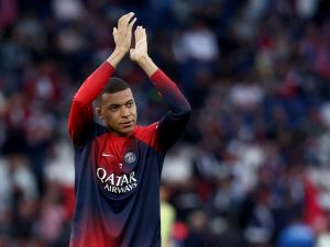 اجتماع بين ريال مدريد وباريس سان جيرمان لترتيب تقديم مبابي