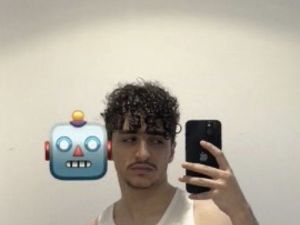 السعودية تعتقل مواطنًا أساء للذات الإلهية في السوشال ميديا 