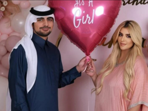 الشيخة مهرة مع زوجها الشيخ مانع