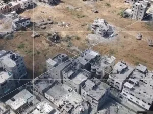 جانب ما استهداف القسام دبابة ميركافاه بواسطة طائرة مسيرة خلال المعارك الدائرة في جباليا