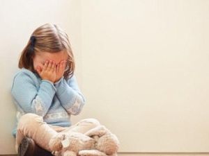 العثور على الآلاف من الصور المثيرة، في جهاز الكمبيوتر الخاص بالمتهم
