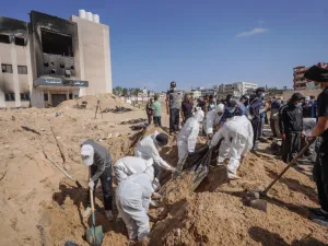 مقابر جماعية في قطاع غزة