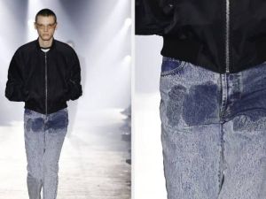 الجينز مُلطخ بالبول