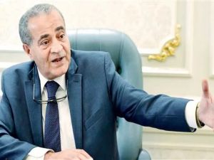  استقالة مفاجئة لمسؤول في وزارة التموين المصرية