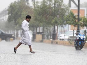  الأمطار الغزيرة تعود للمملكة