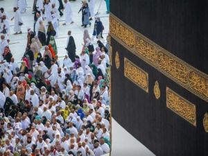 الحج" توضح أسباب إلغاء تصريح الحج بعد صدوره