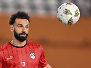 صلاح يسجل لمصر من جديد (Photo by Issouf SANOGO / AFP)