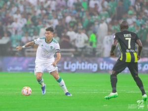 محترف الراقي أصبح على رادار مورينو