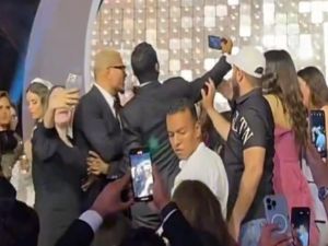 من هو صاحب واقعة صفعة الهضبة