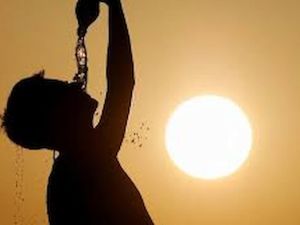 موجات الحر القاسية تصل إلى سبع موجات
