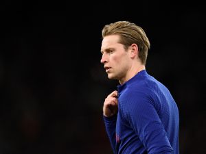 مستقبل دي يونغ مع برشلونة على المحك مع اقتراب يورو 2024