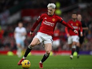 عرض مرتقب من الهلال السعودي لنجم مانشستر يونايتد أليخاندرو غارناتشو