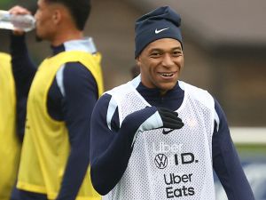 تفاصيل عقد كيليان مبابي مع نادي ريال مدريد