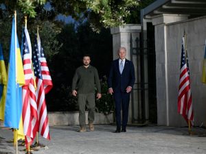 Biden and Zelensky