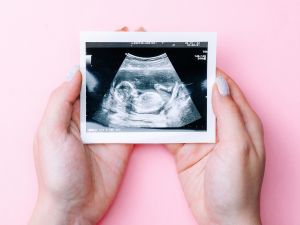 5 أسباب خاطئة لإنجاب الأطفال 