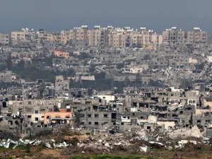نحو 170 من منشآت الوكالة في قطاع غزة تعرضت للقصف