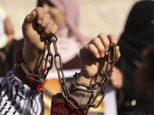 Female prisoners 